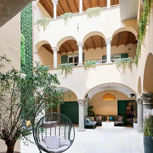  Апартаменты Rego - Boutique With Some Off-site In A Charming Historic District Close To Upper Town