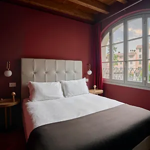 Rego - Boutique & Serenity With Some Off-site In The Heart Of Center Bergamo